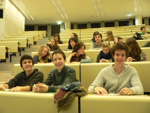 Schüler im Hörsaal